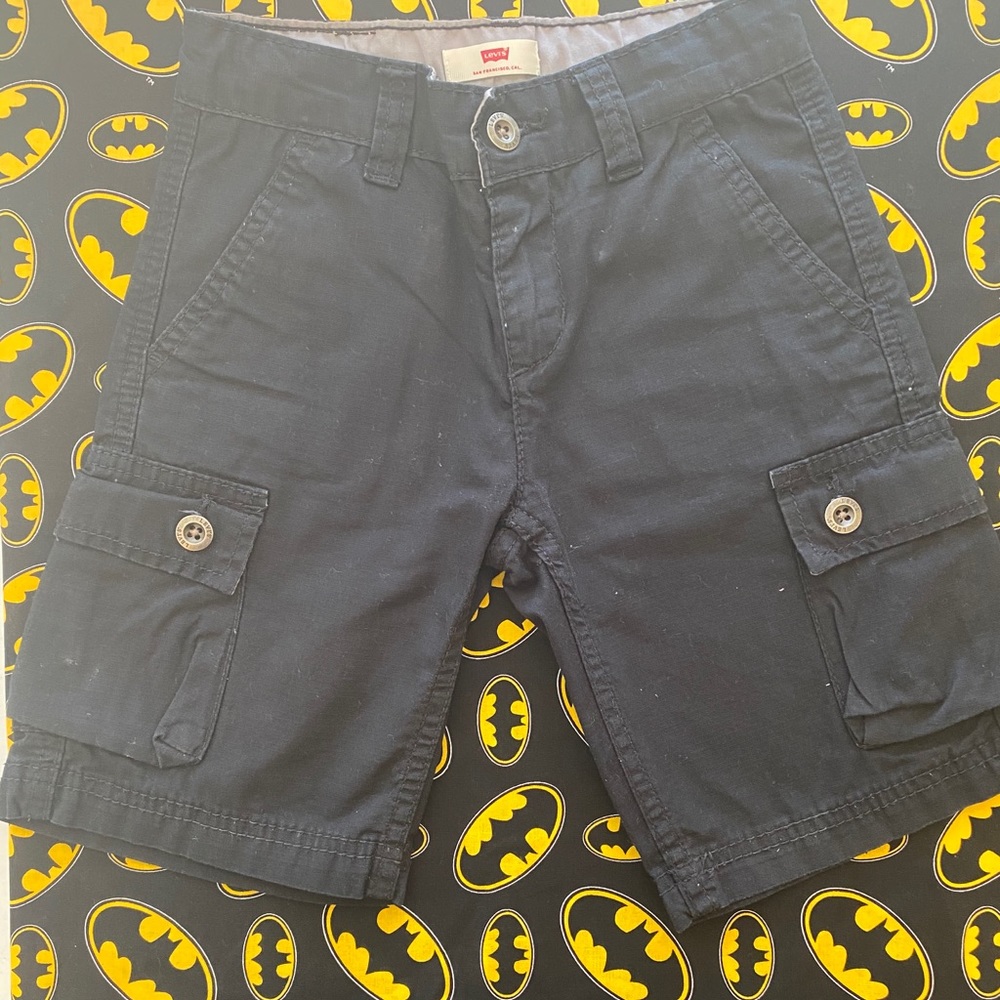 Blue khaki Levi shorts